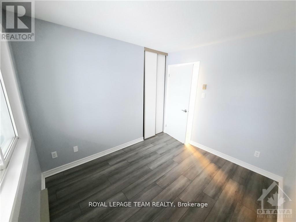 213 316 Lorry Greenberg Drive