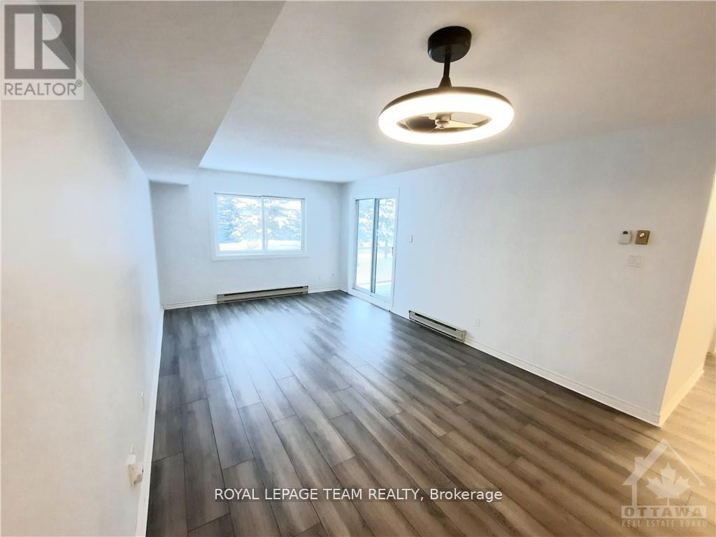 213 316 Lorry Greenberg Drive