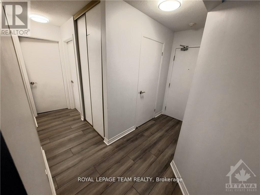 213 316 Lorry Greenberg Drive