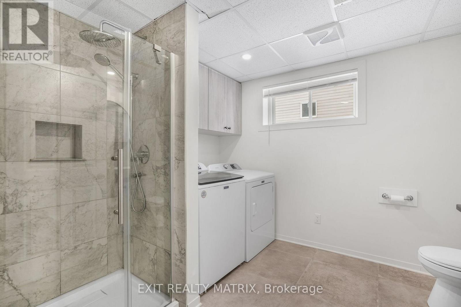 156 Longueuil Street