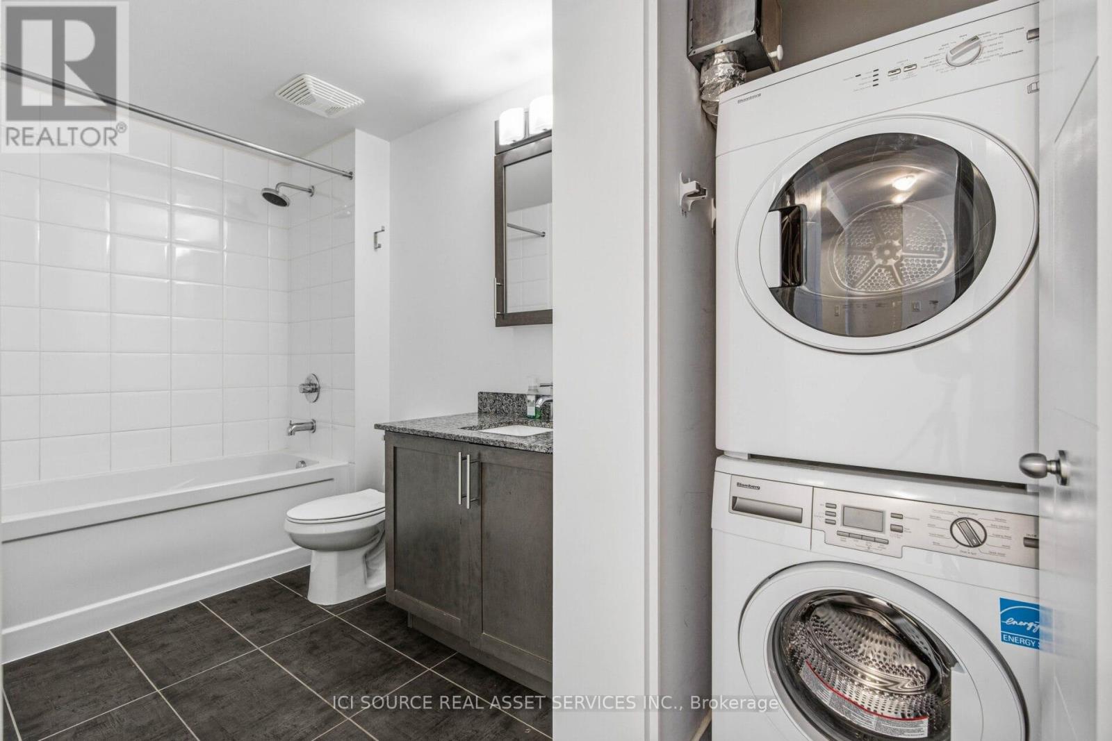 2206 - 40 Nepean Street