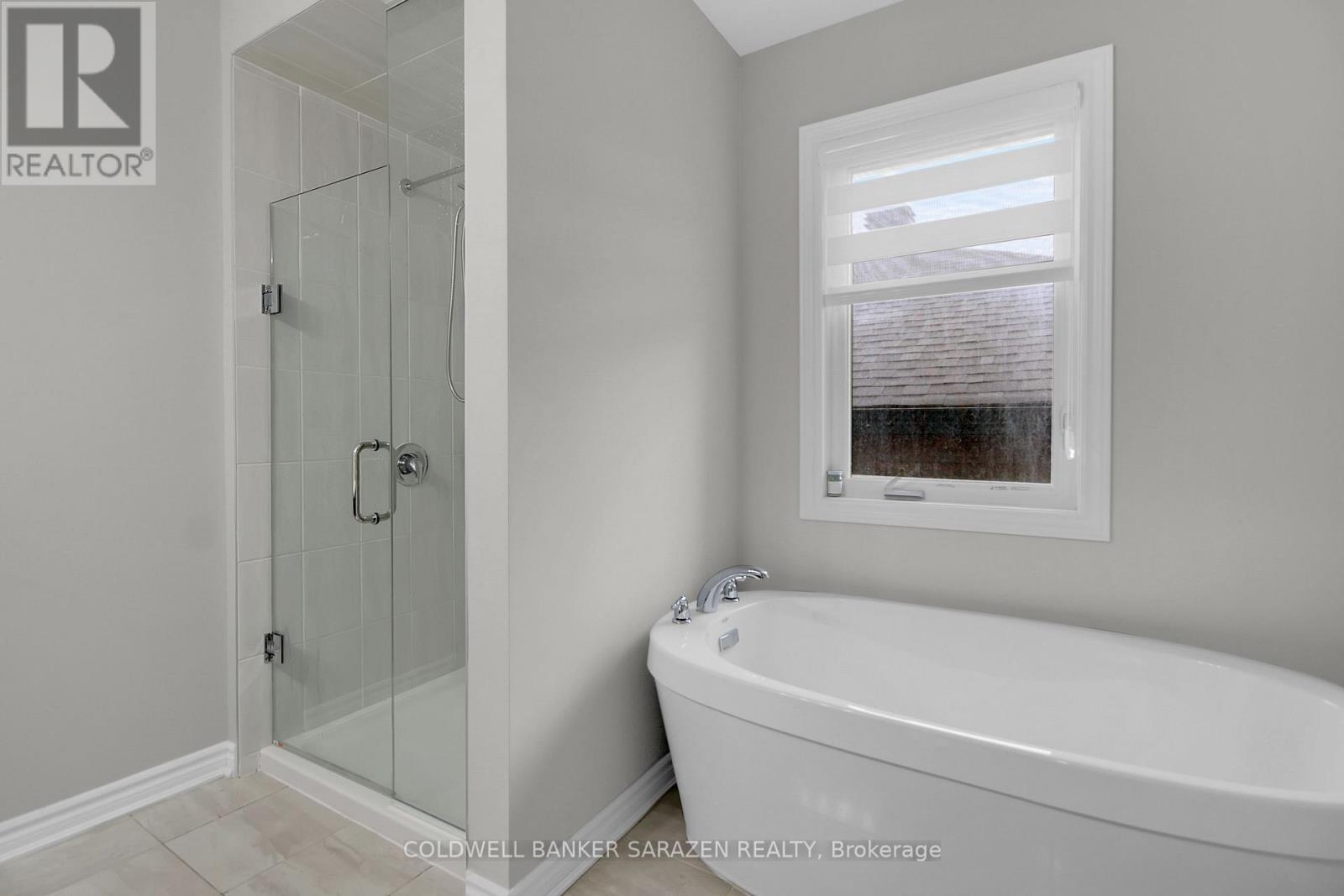 4776 Abbott Street E