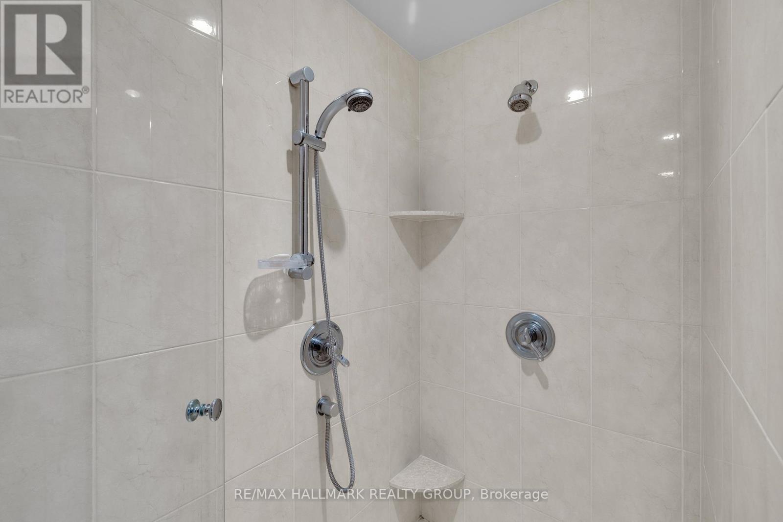 1406 - 3580 Rivergate Way