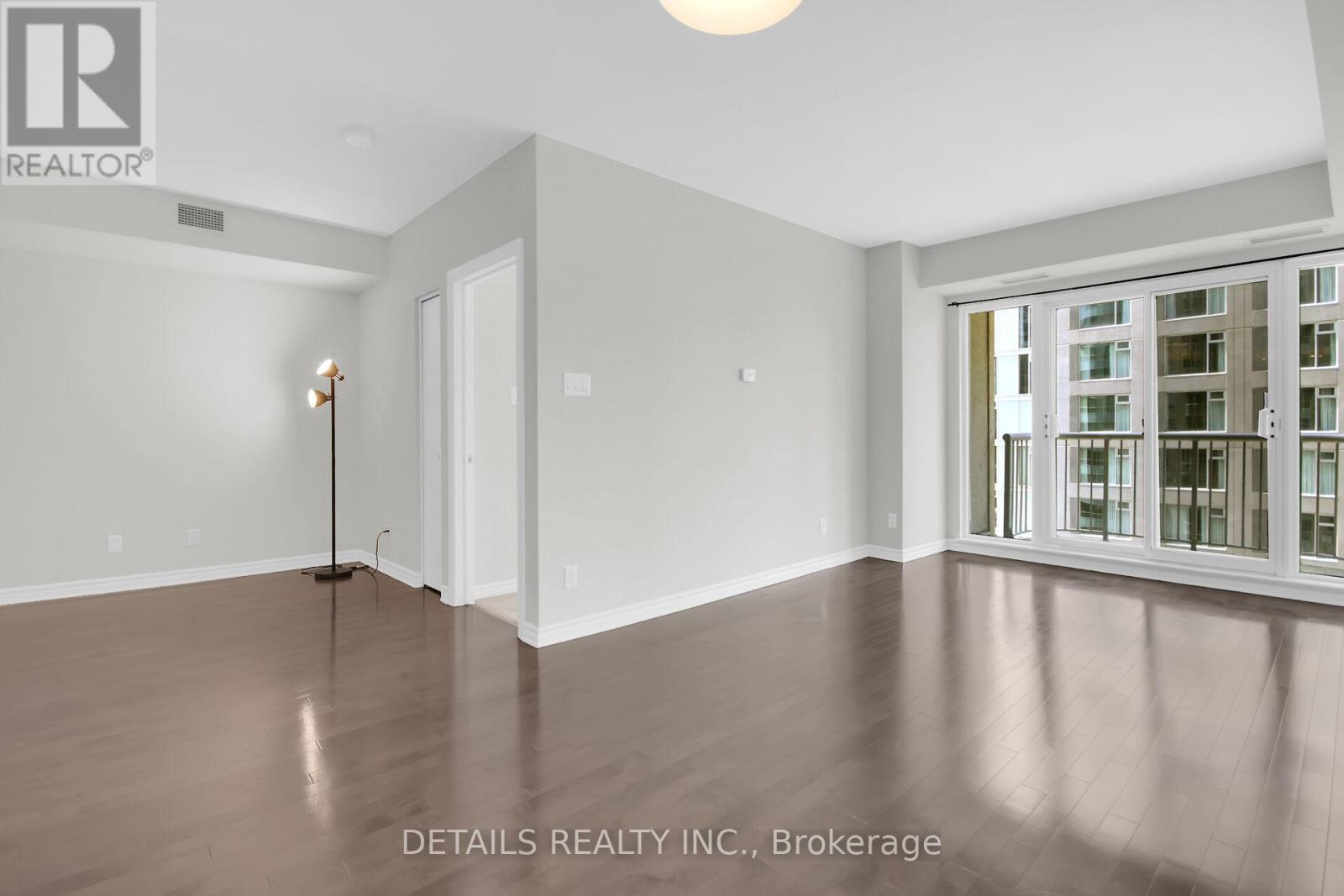 1202 - 200 Rideau Street