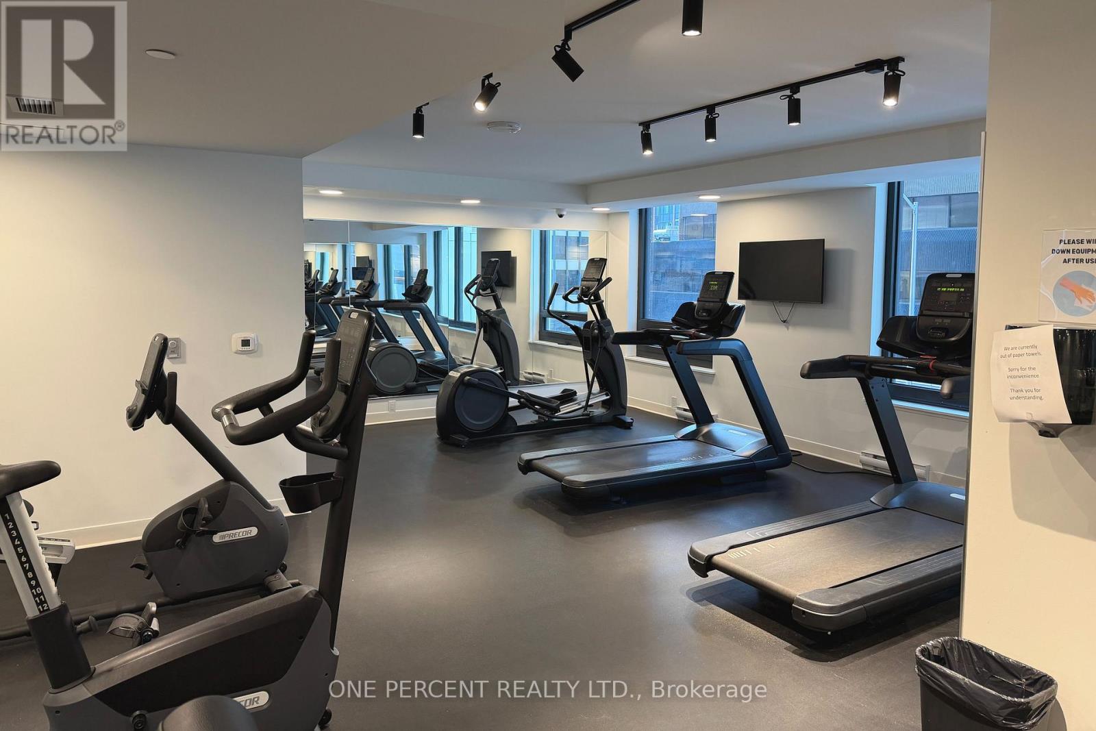 410 - 340 Queen Street