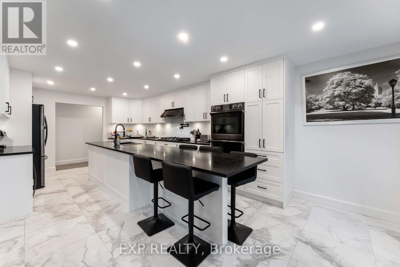 2760 Johannes Street