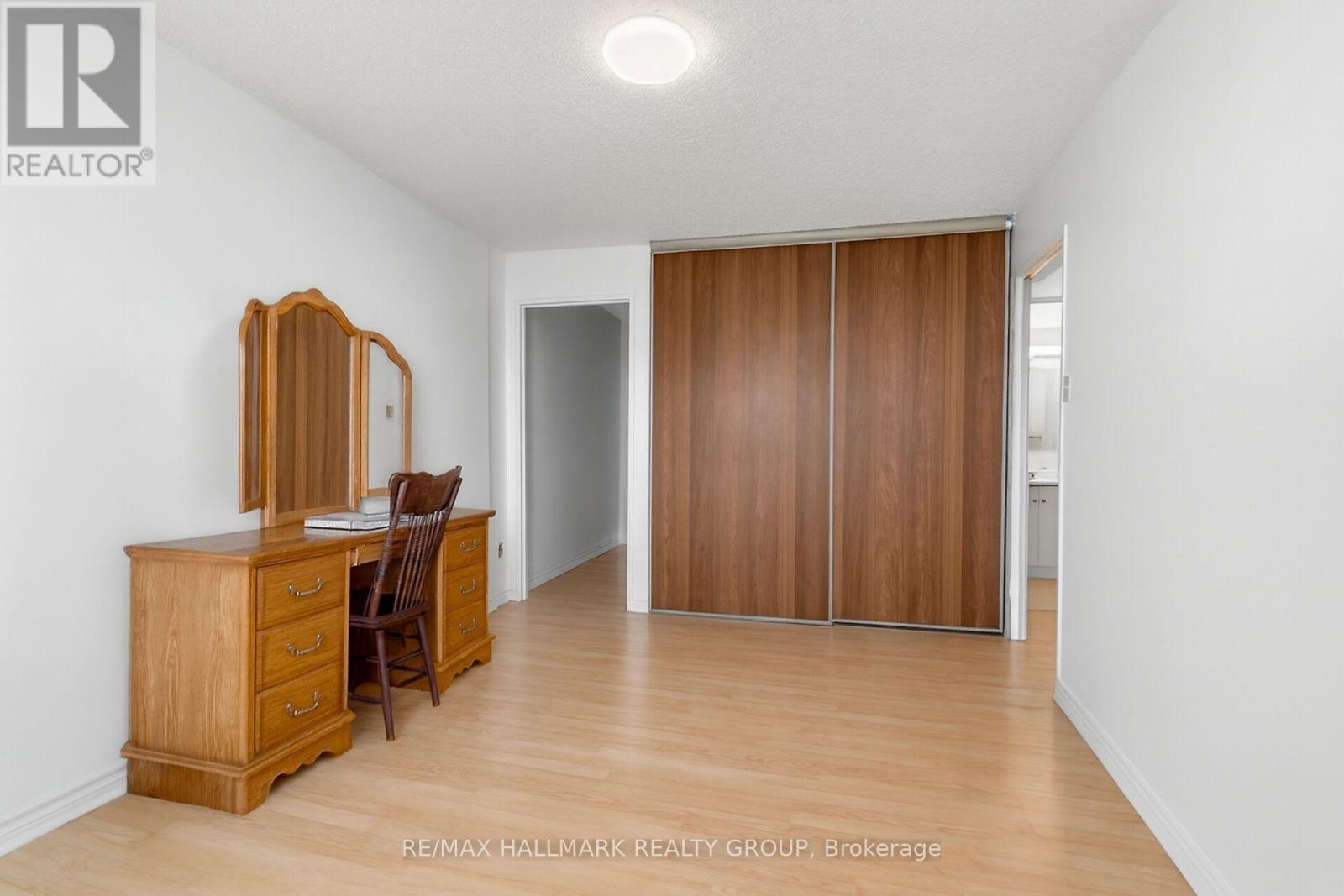 1001 - 665 Bathgate Drive