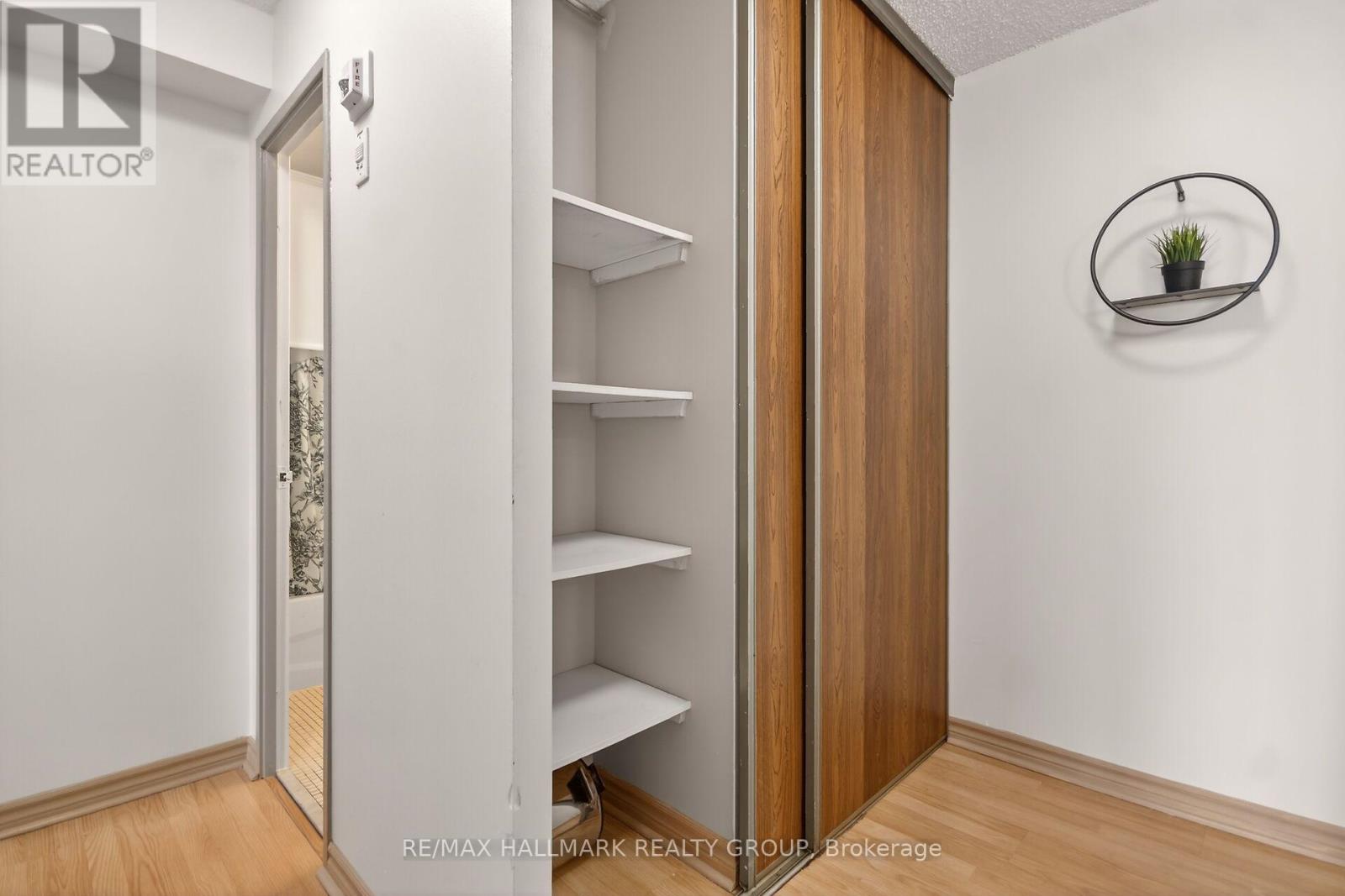 1001 - 665 Bathgate Drive