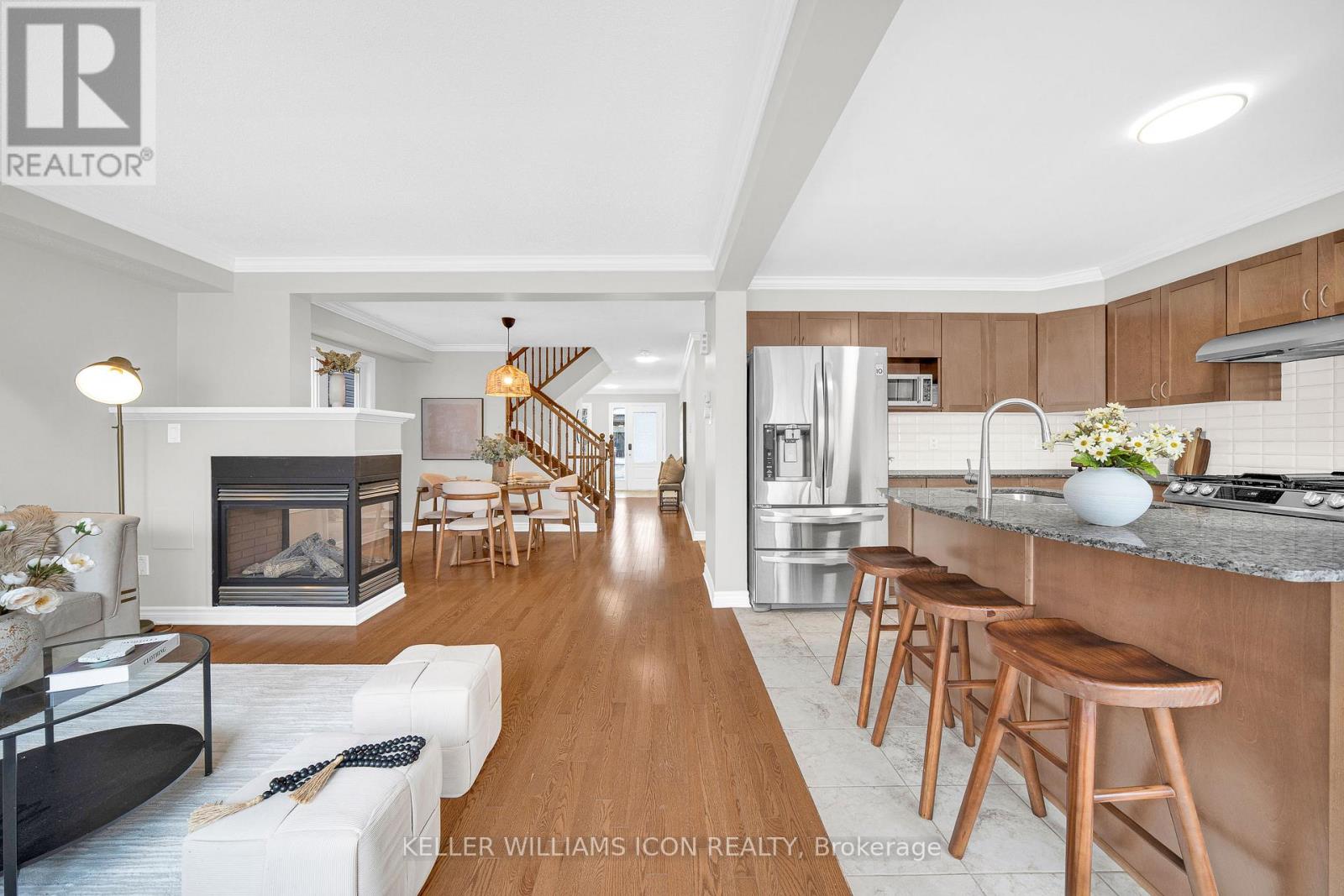 3491 Woodroffe Avenue