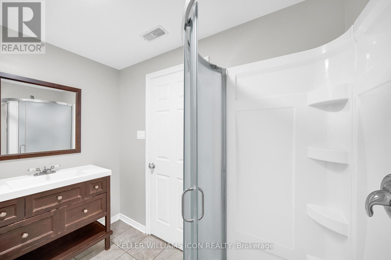 3491 Woodroffe Avenue