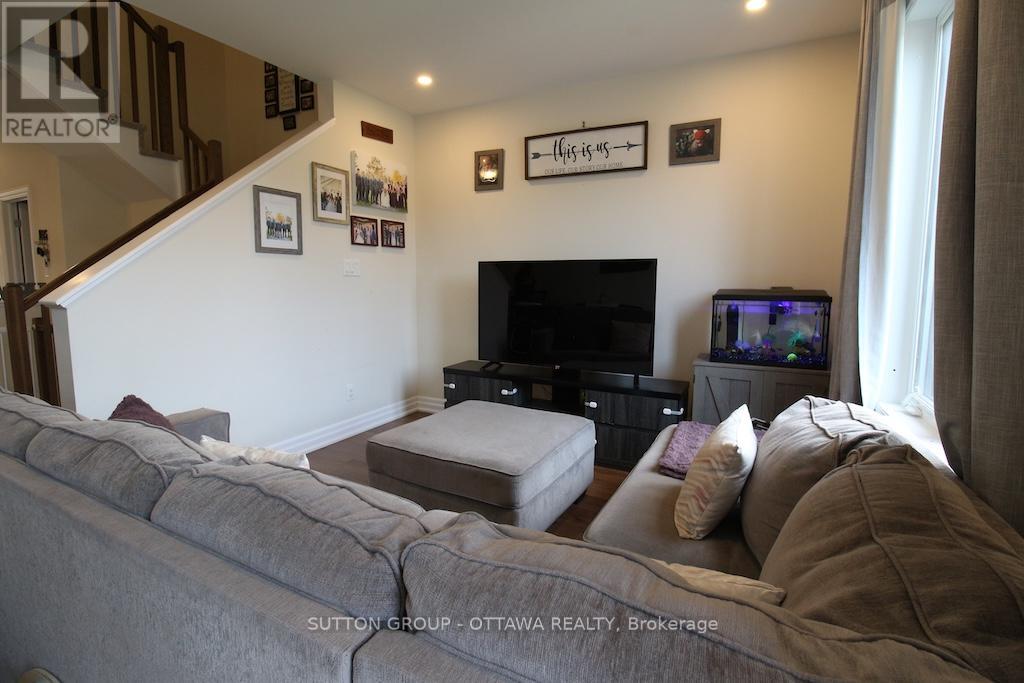 303 Rue De L Etang Street