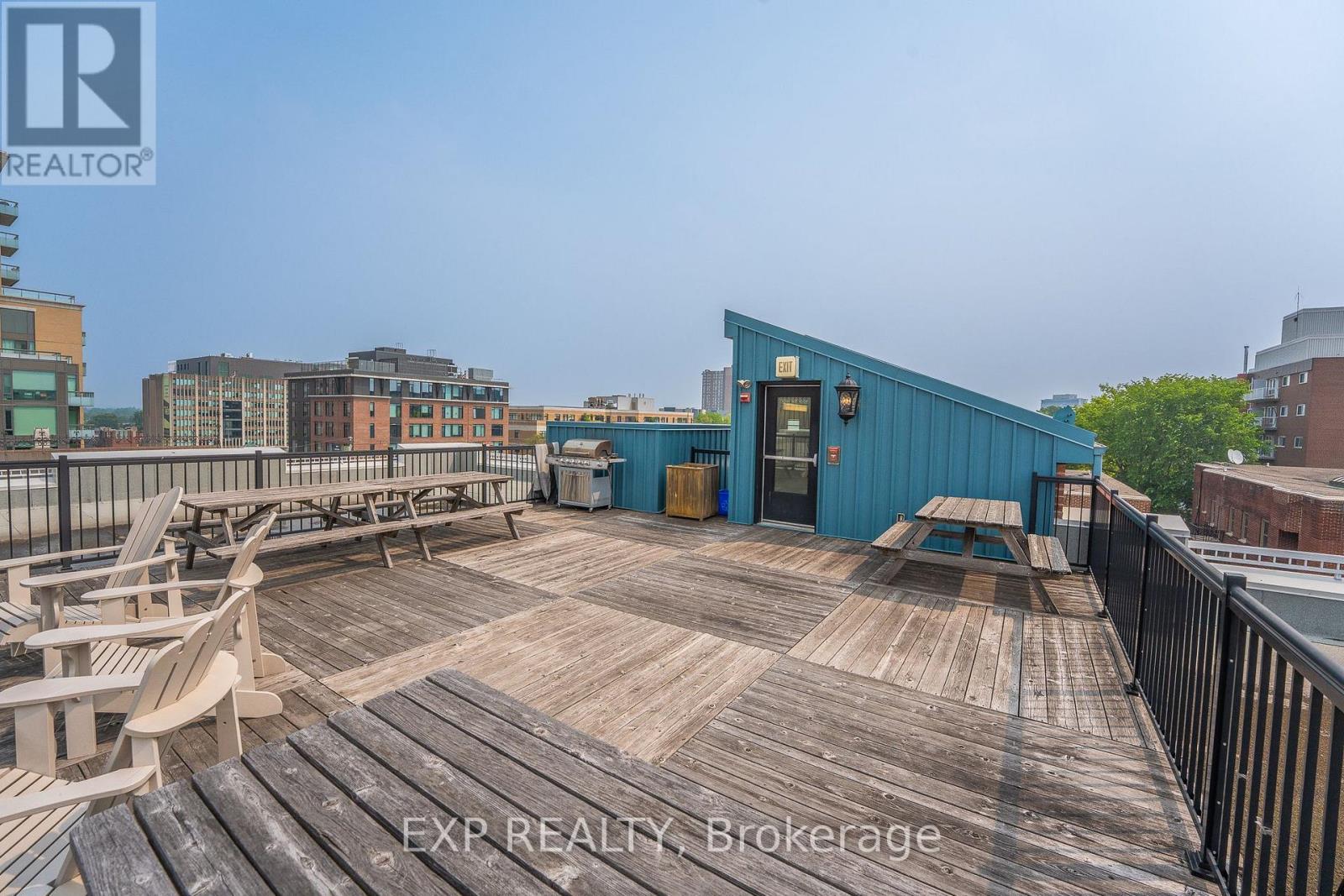 403 - 456 King Edward Avenue