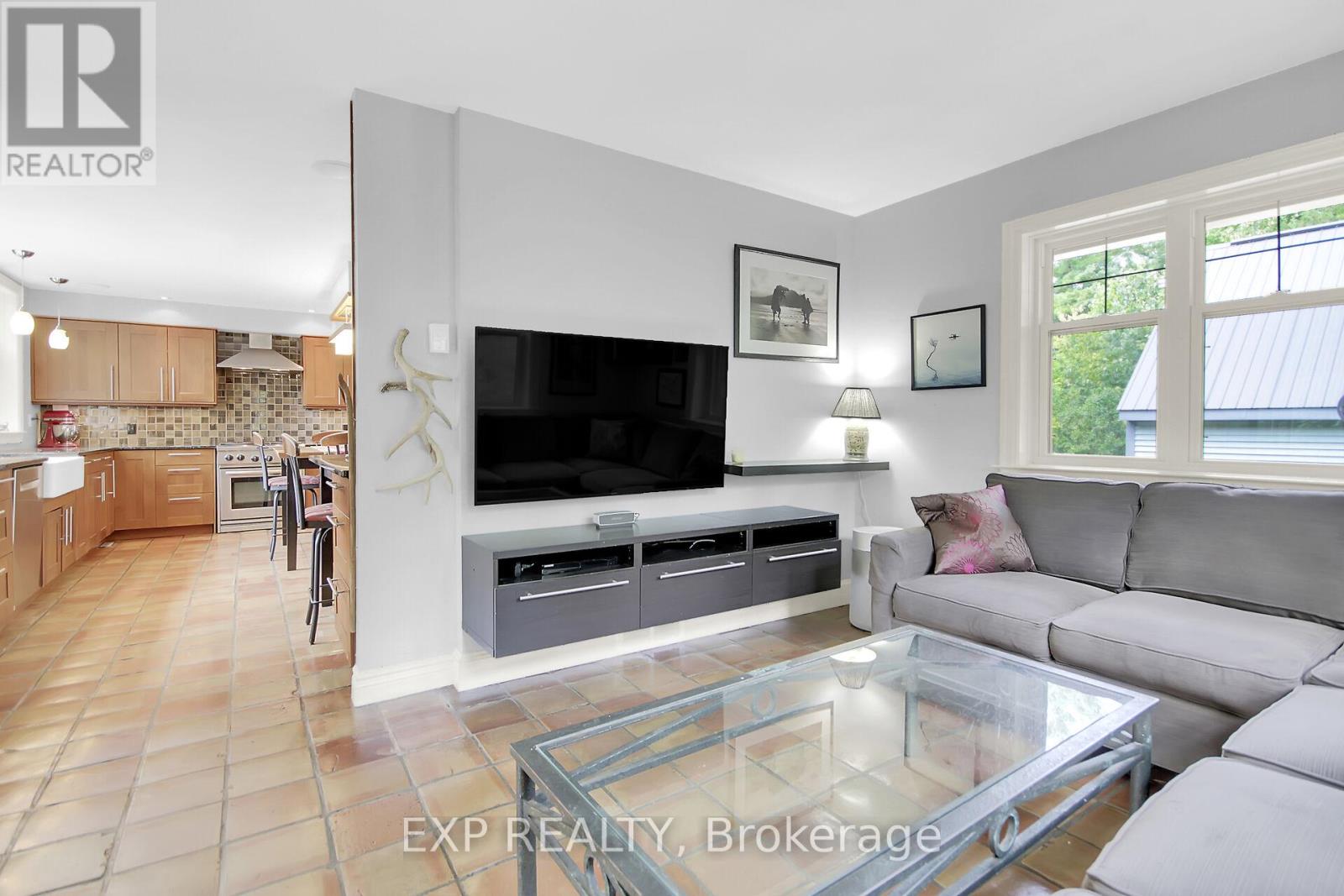 3554 Vaughan Side Road