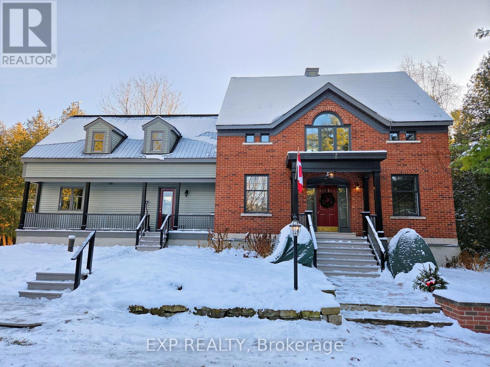 3554 Vaughan Side Road