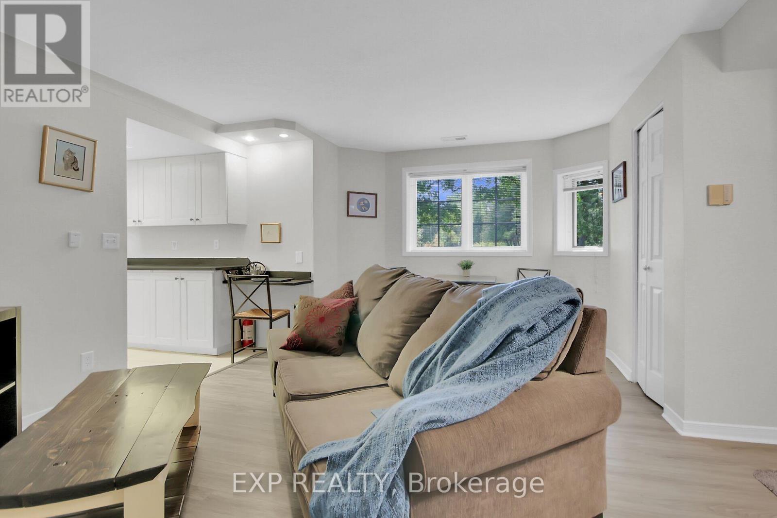 3554 Vaughan Side Road