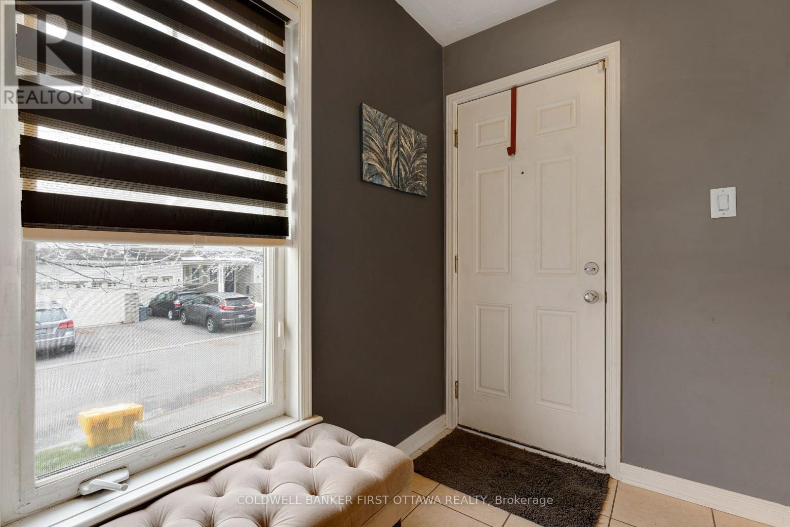 150 Urbancrest Private