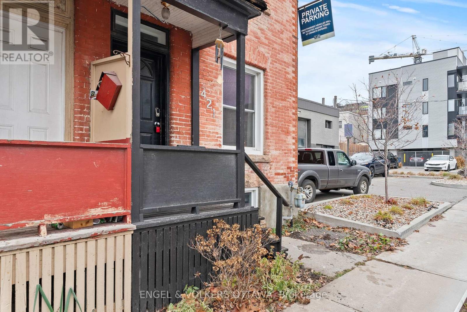 421 Arlington Avenue