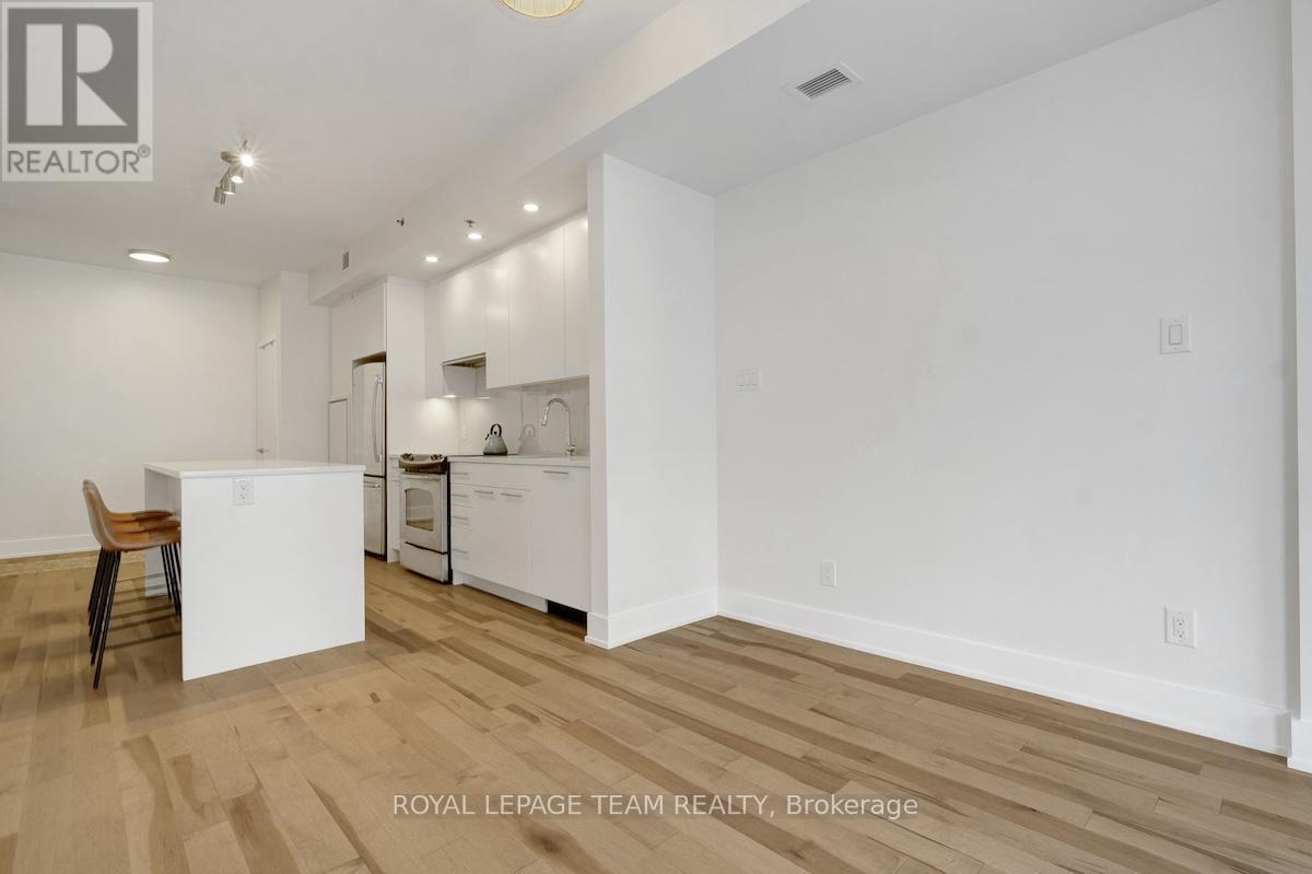 309 - 108 Richmond Road