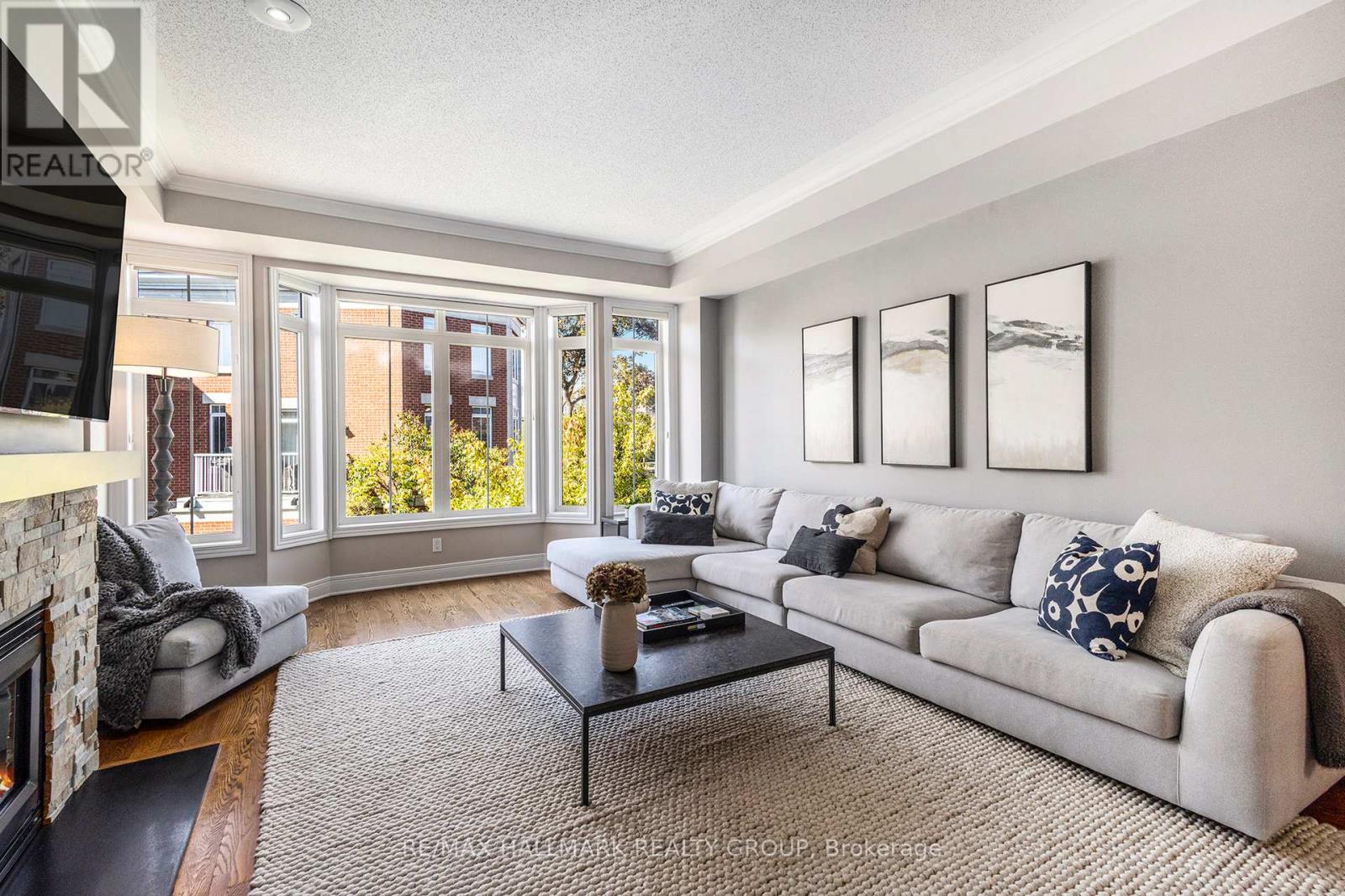 56 Kings Landing Private