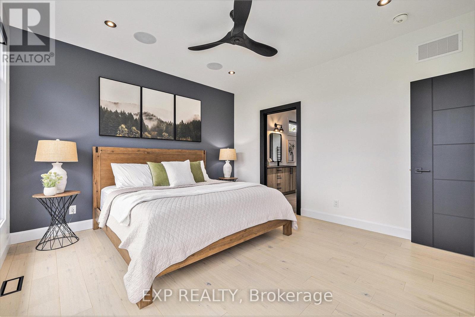 1056 Notre Dame Street