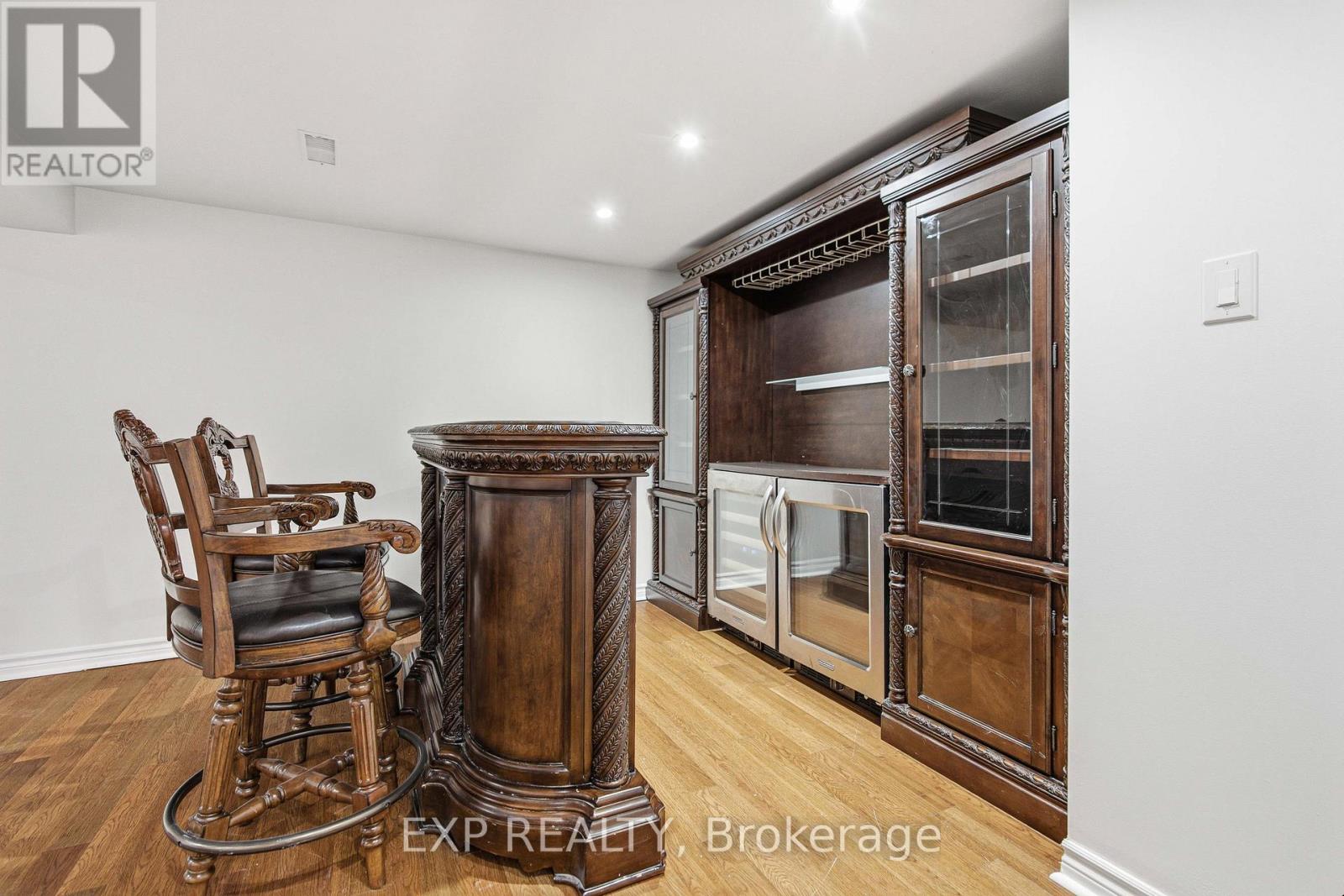 2159 Fillmore Crescent