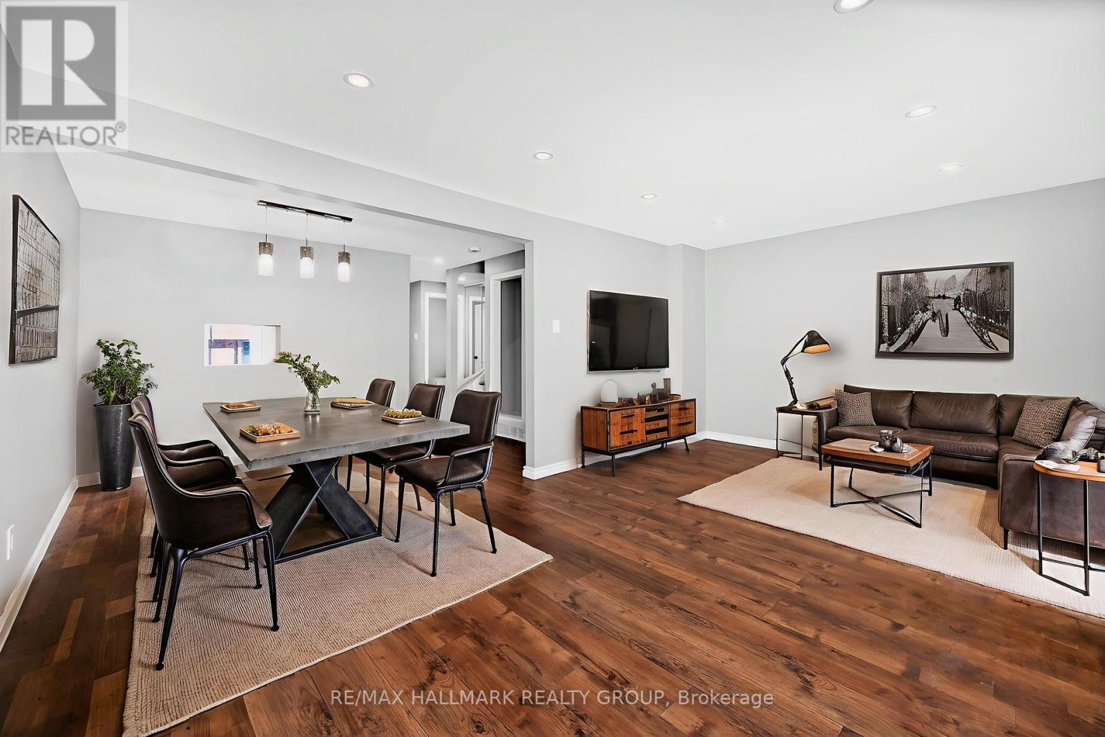 B - 905 Elmsmere Road