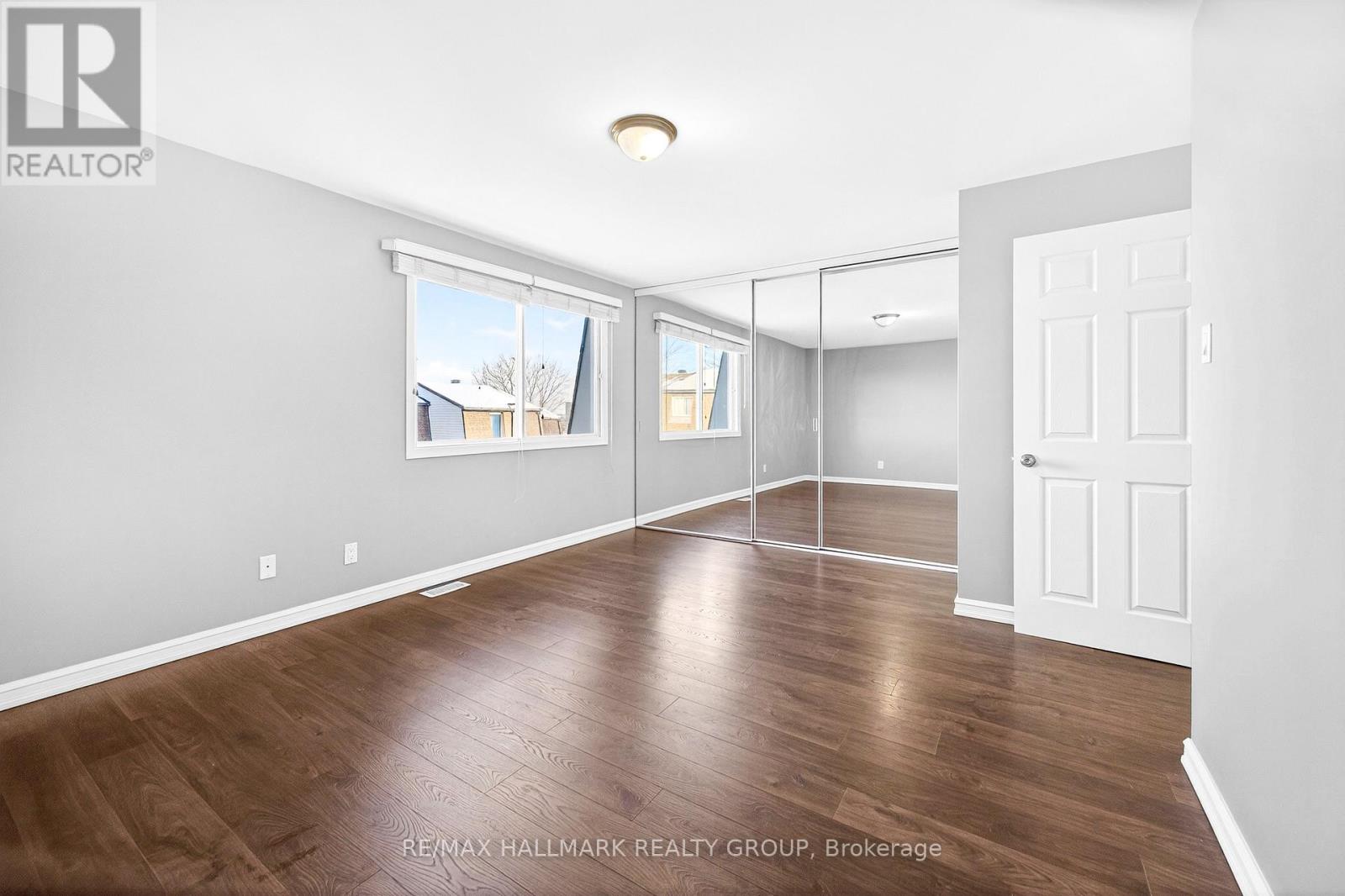 B - 905 Elmsmere Road