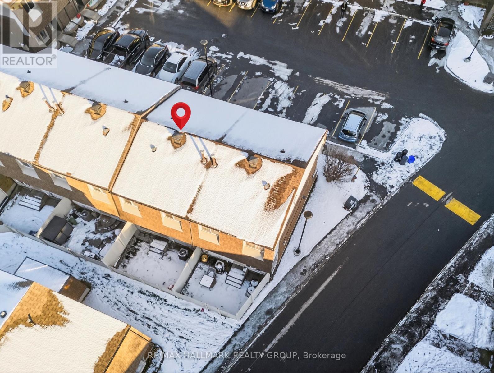 B - 905 Elmsmere Road