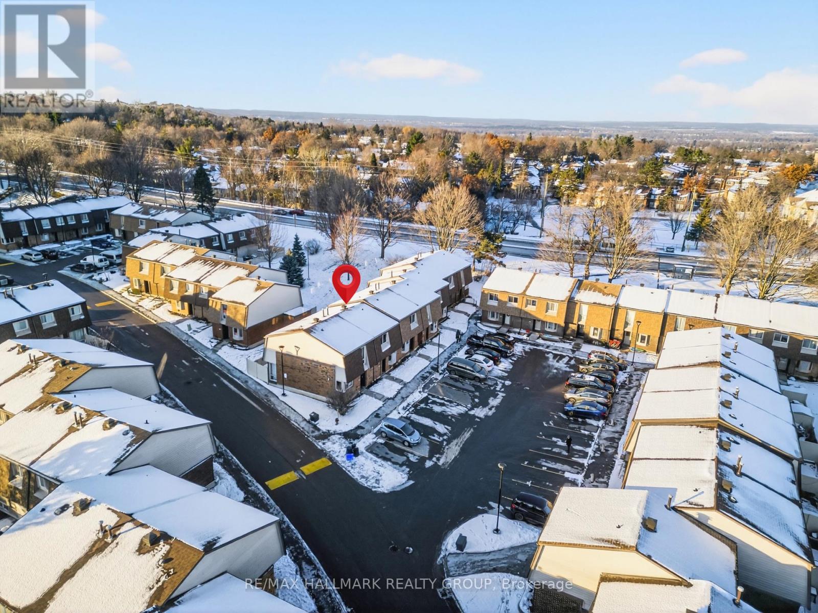 B - 905 Elmsmere Road