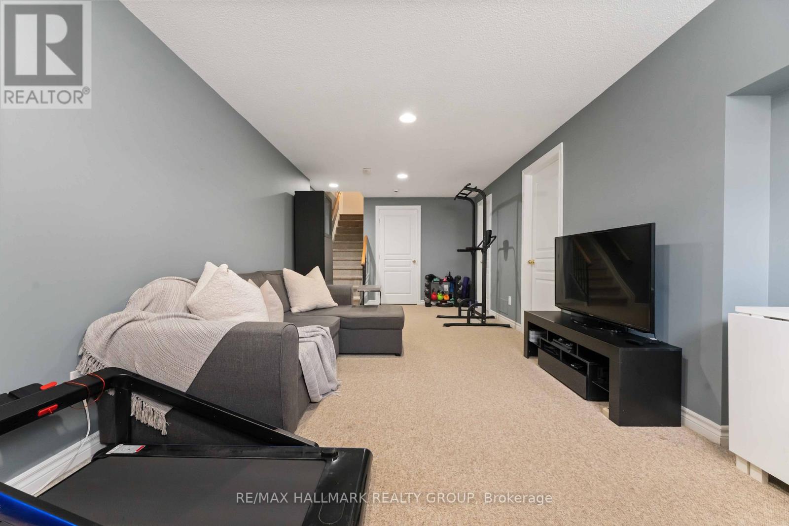 135 Tandalee Crescent