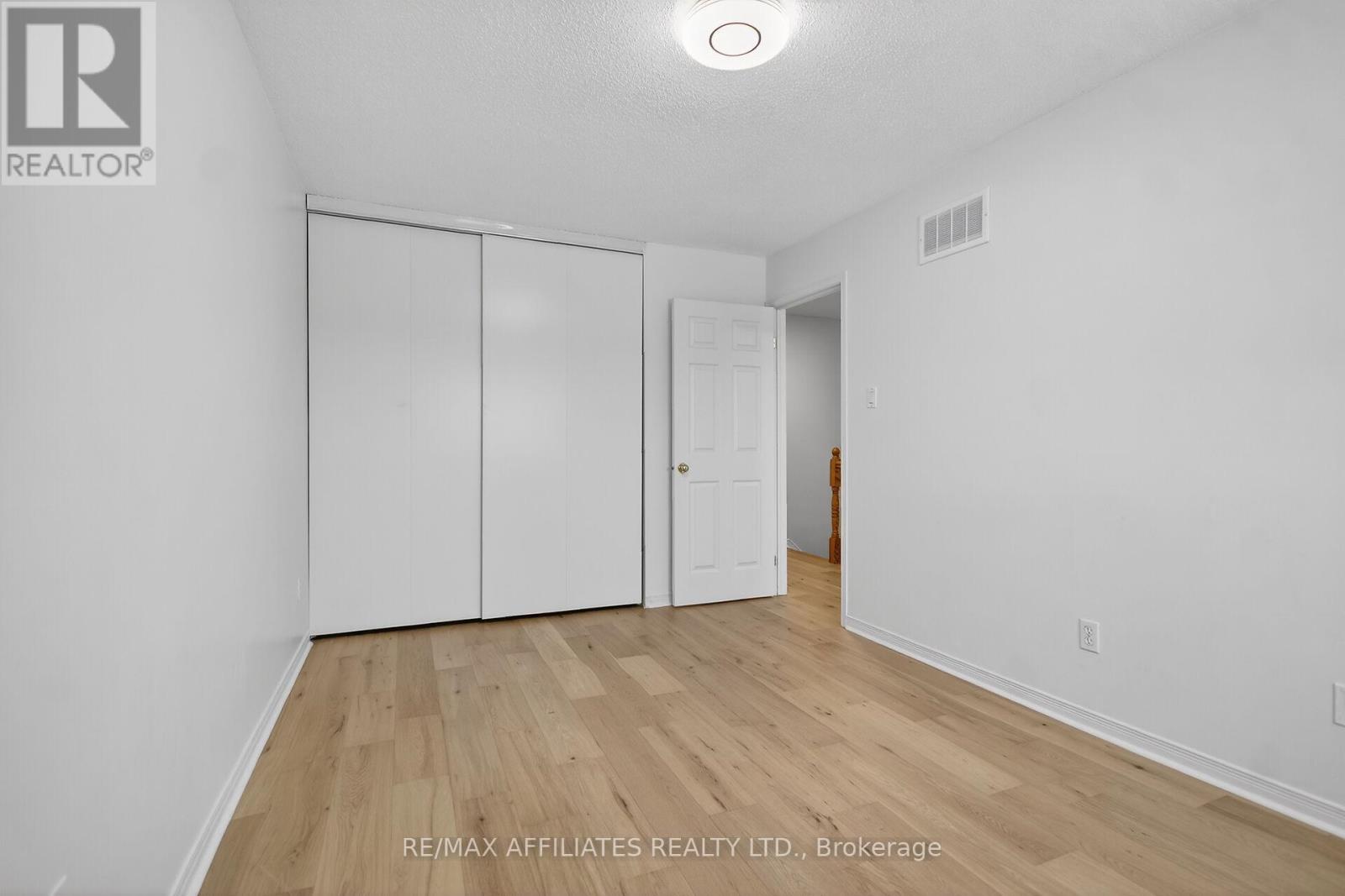 137 Lilibet Crescent