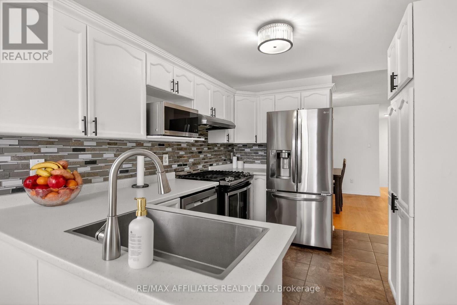 137 Lilibet Crescent