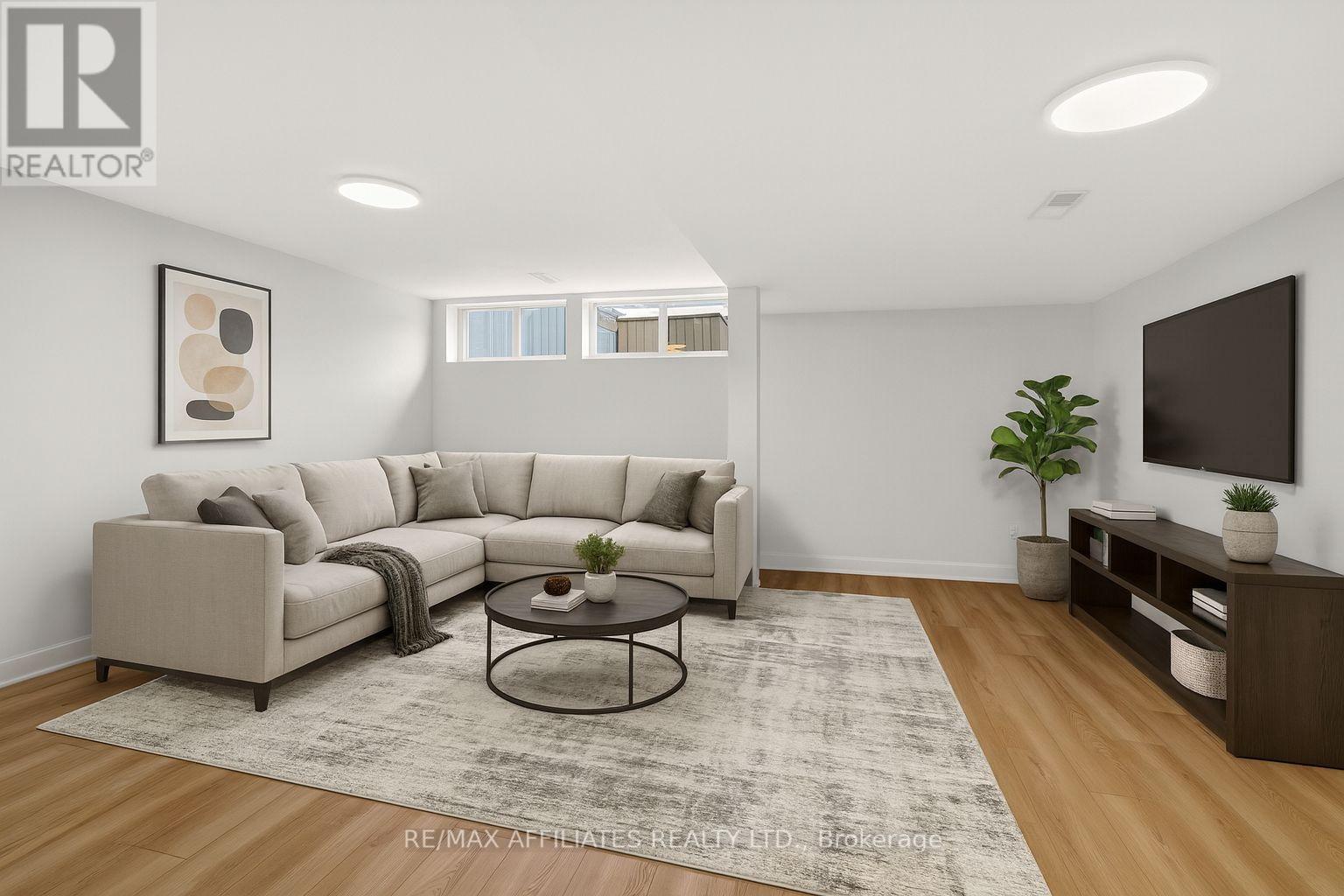 137 Lilibet Crescent