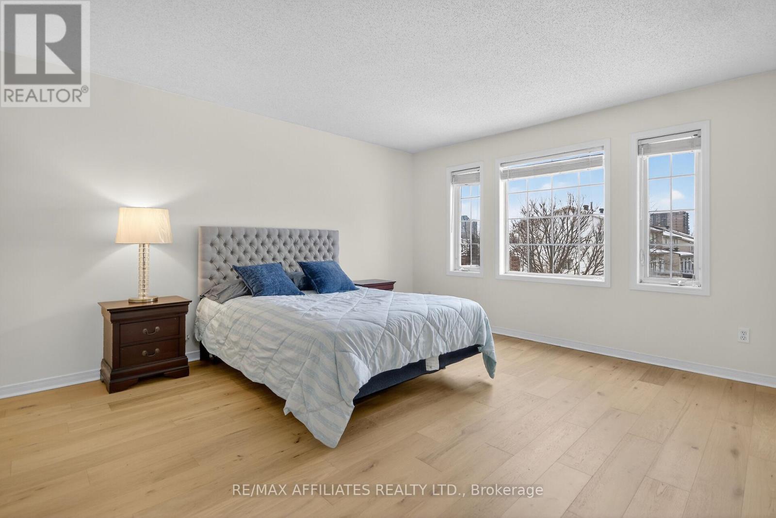 137 Lilibet Crescent