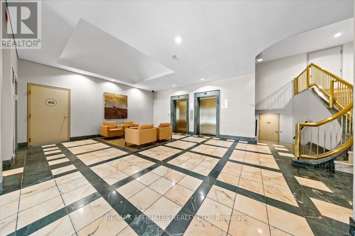 308 - 15 Murray Street