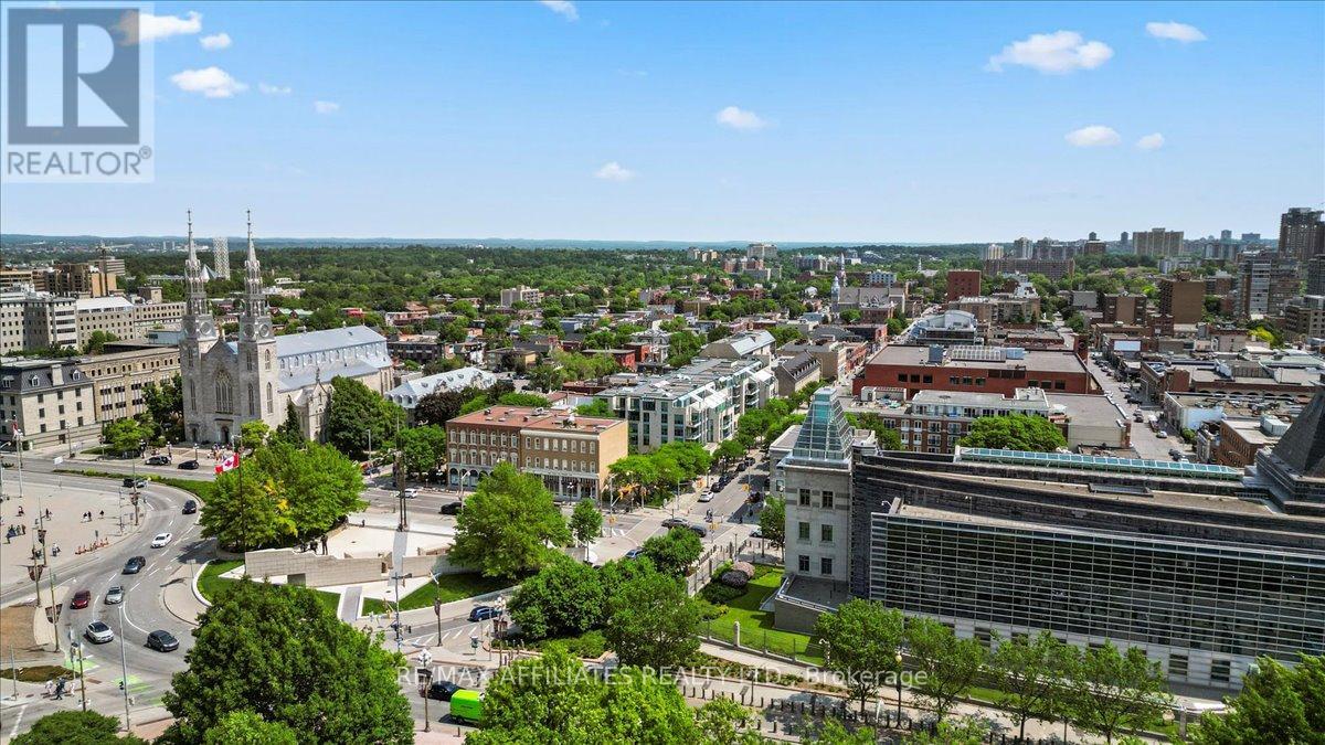 308 - 15 Murray Street