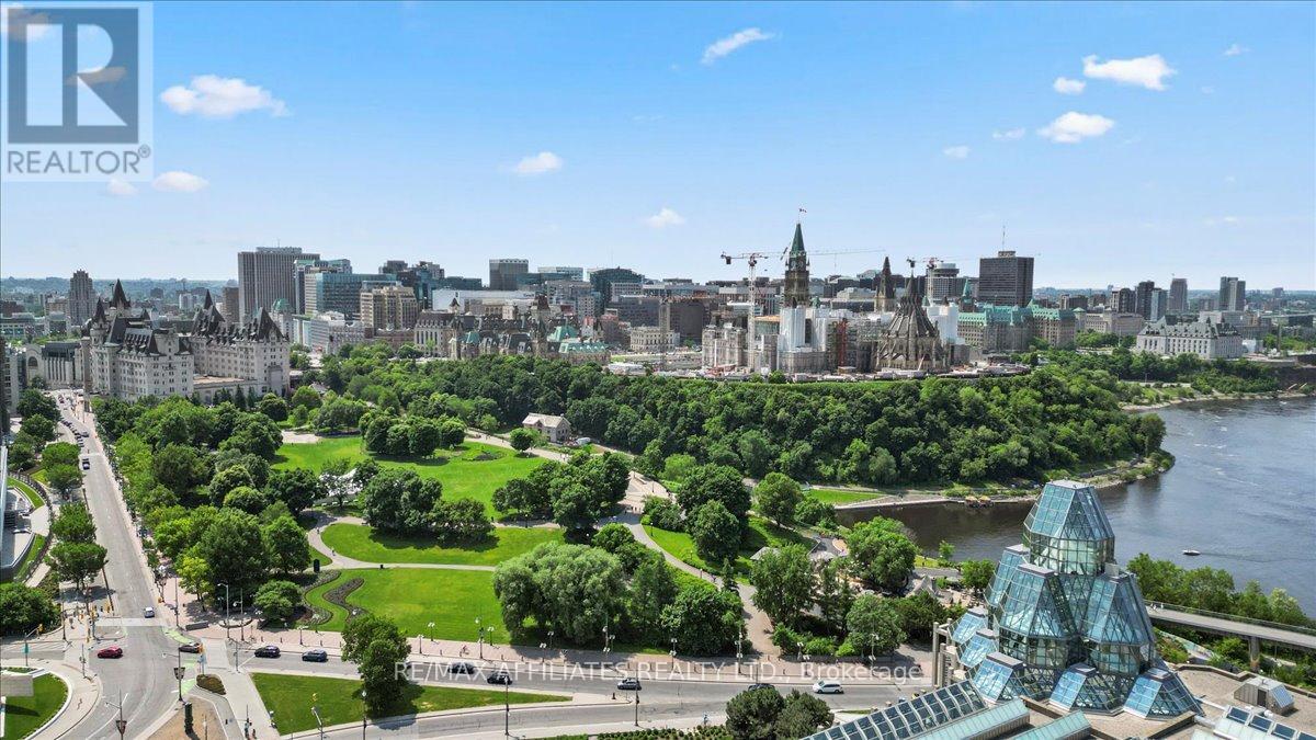 308 - 15 Murray Street