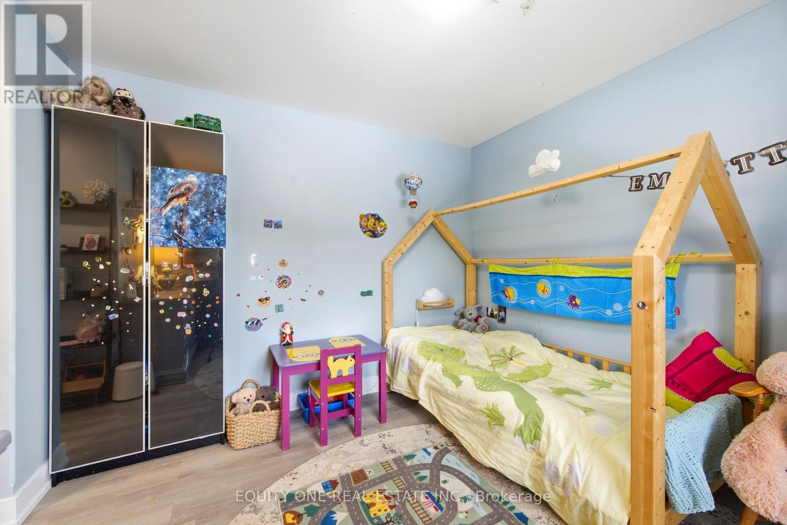 5453 Long Island Road