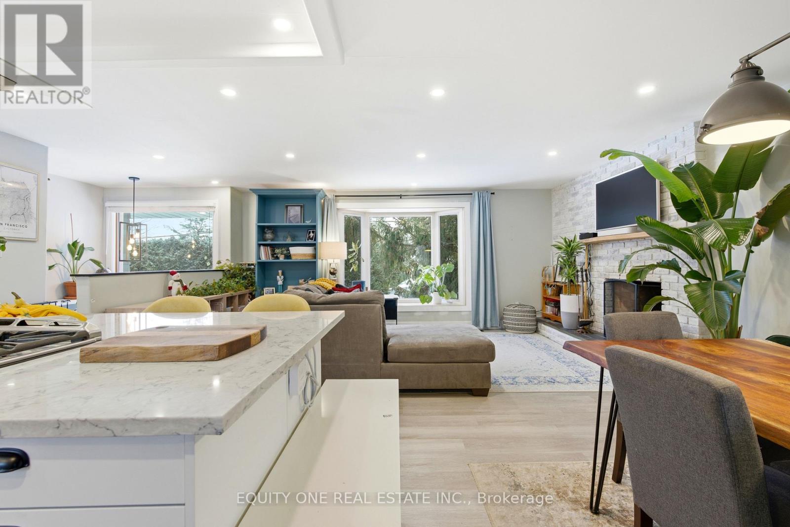 5453 Long Island Road