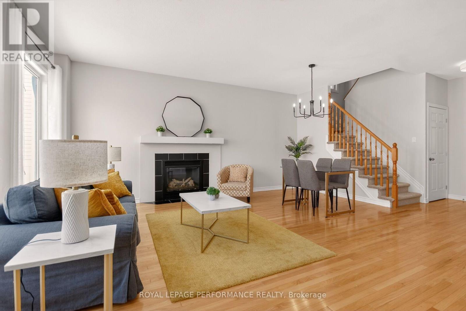 1910 Schroeder Crescent