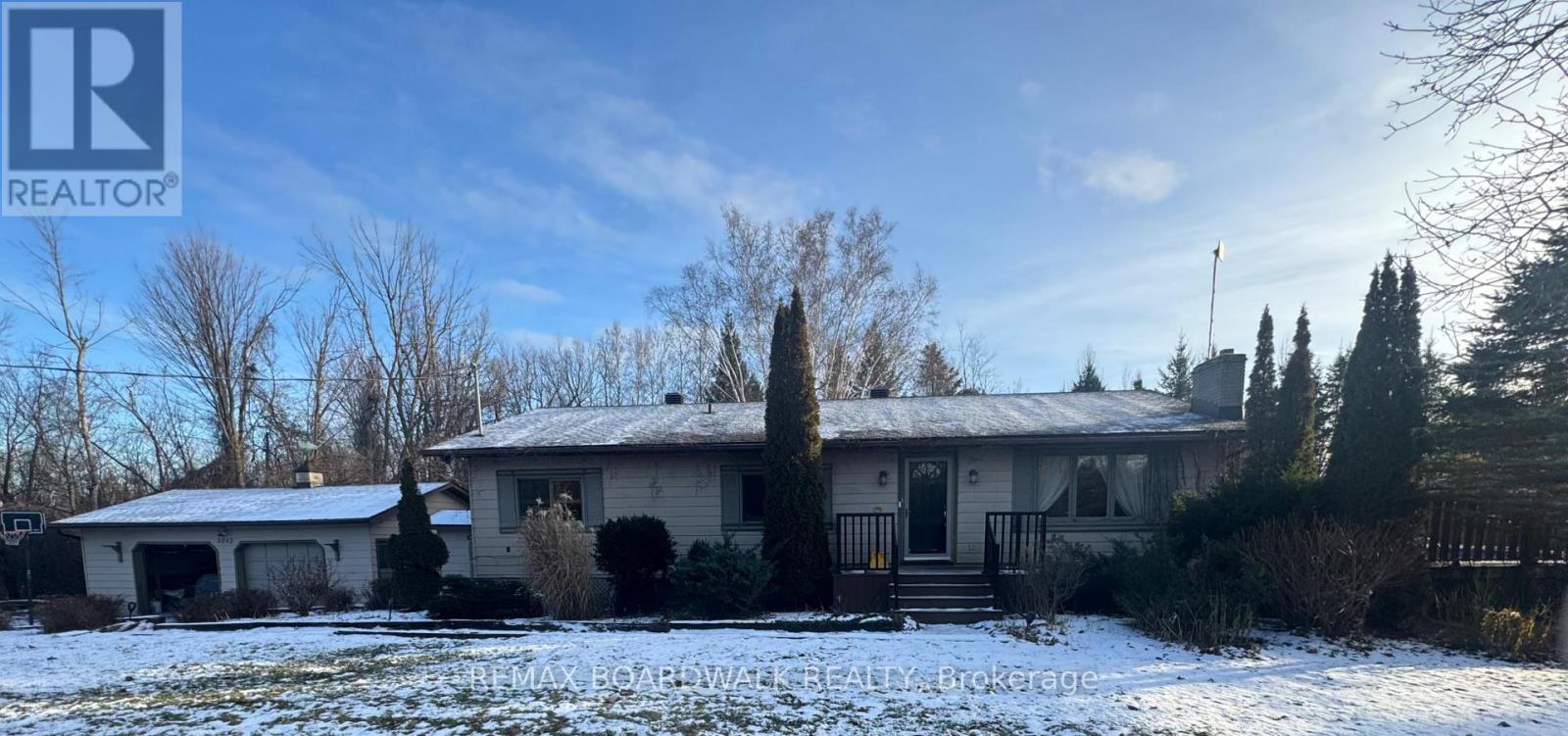 3042 Dangerfield Road W