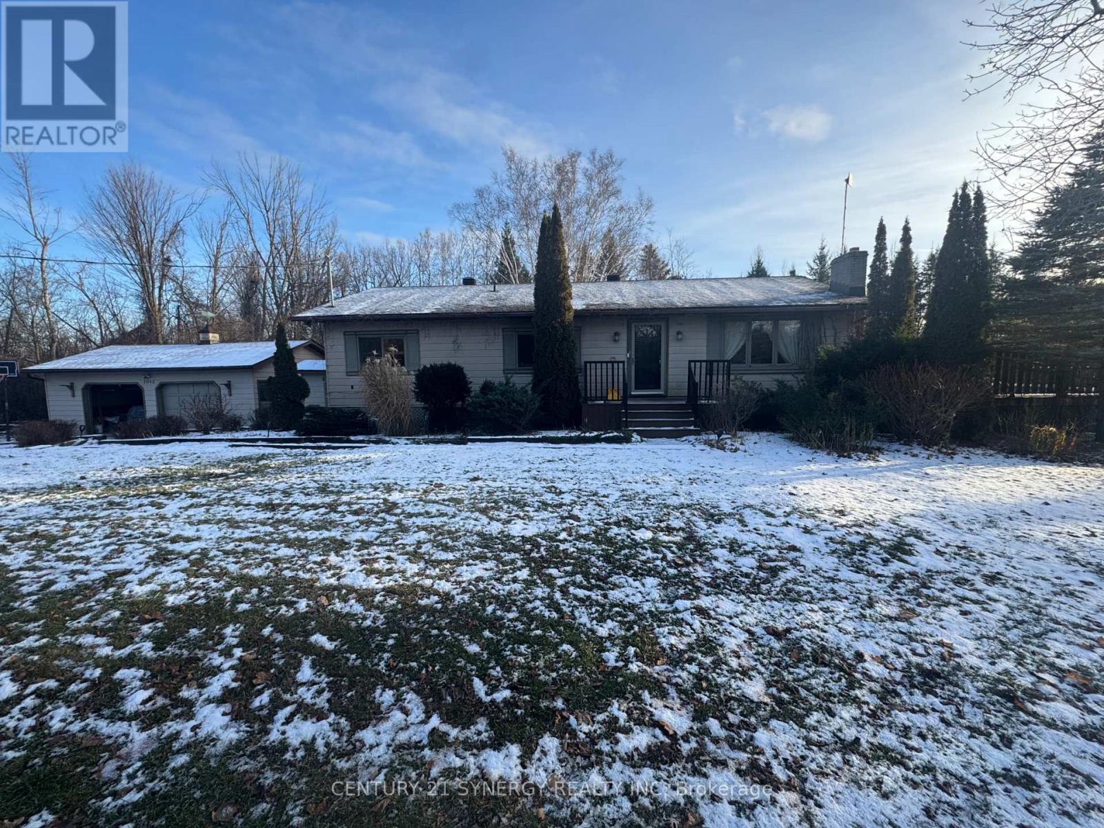 3042 Dangerfield Road W