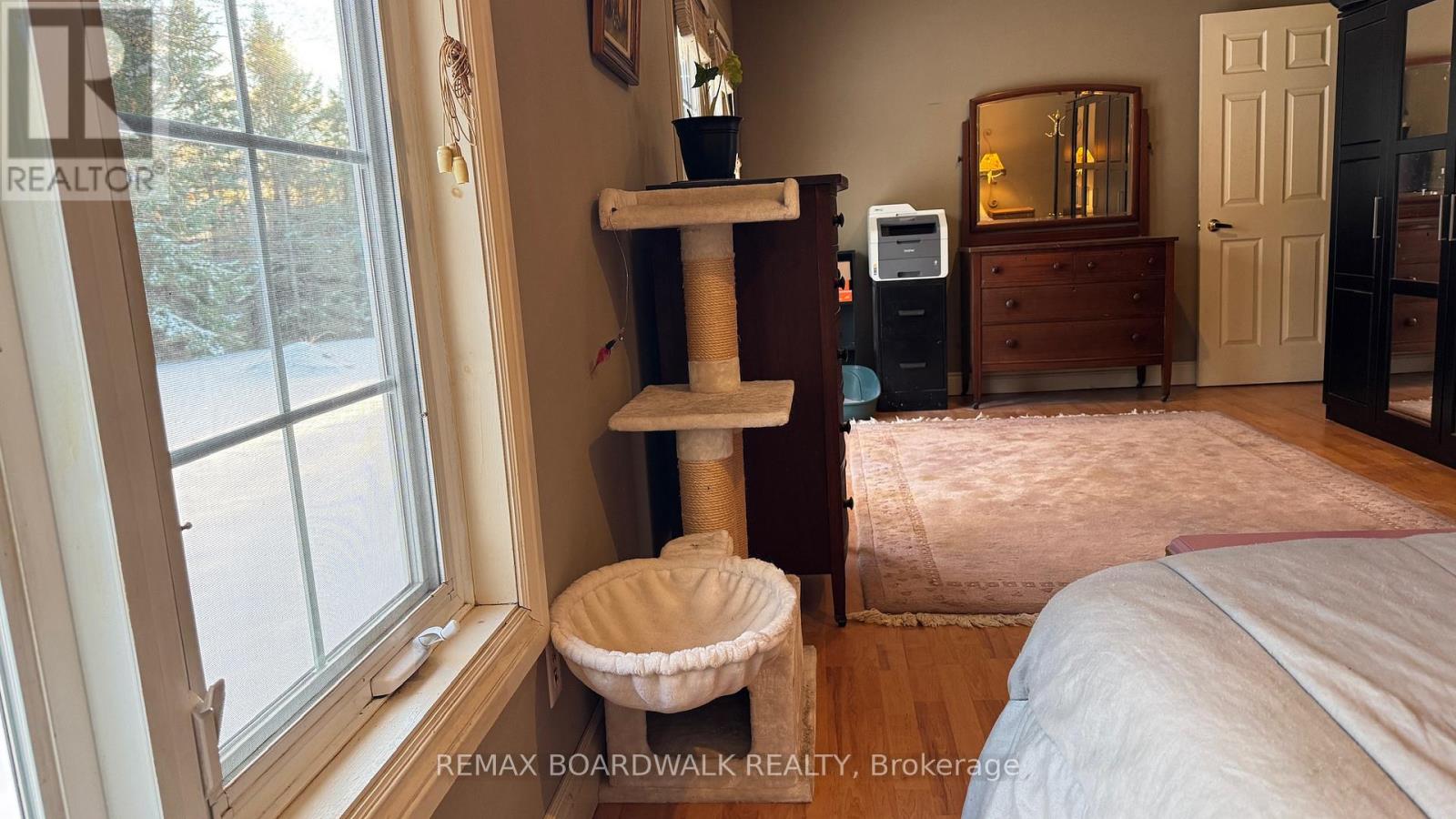 3042 Dangerfield Road W