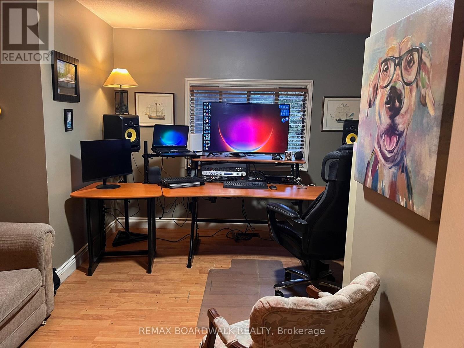 3042 Dangerfield Road W