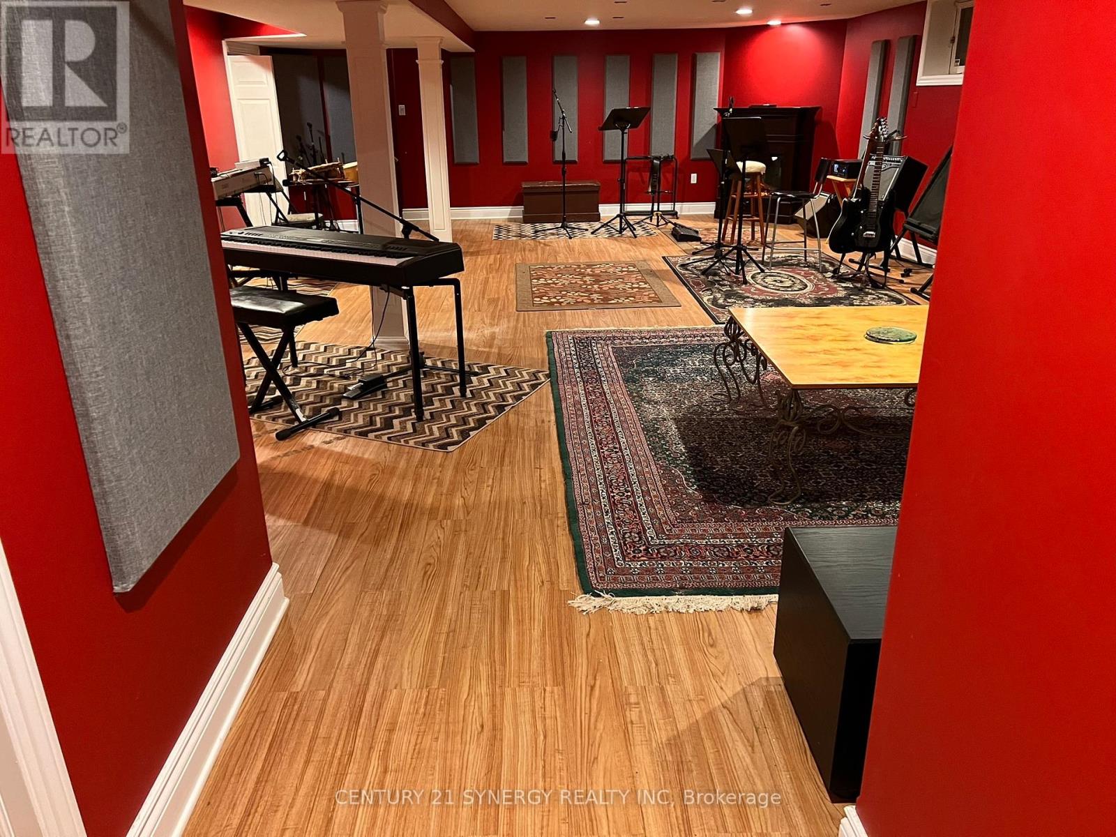 3042 Dangerfield Road W