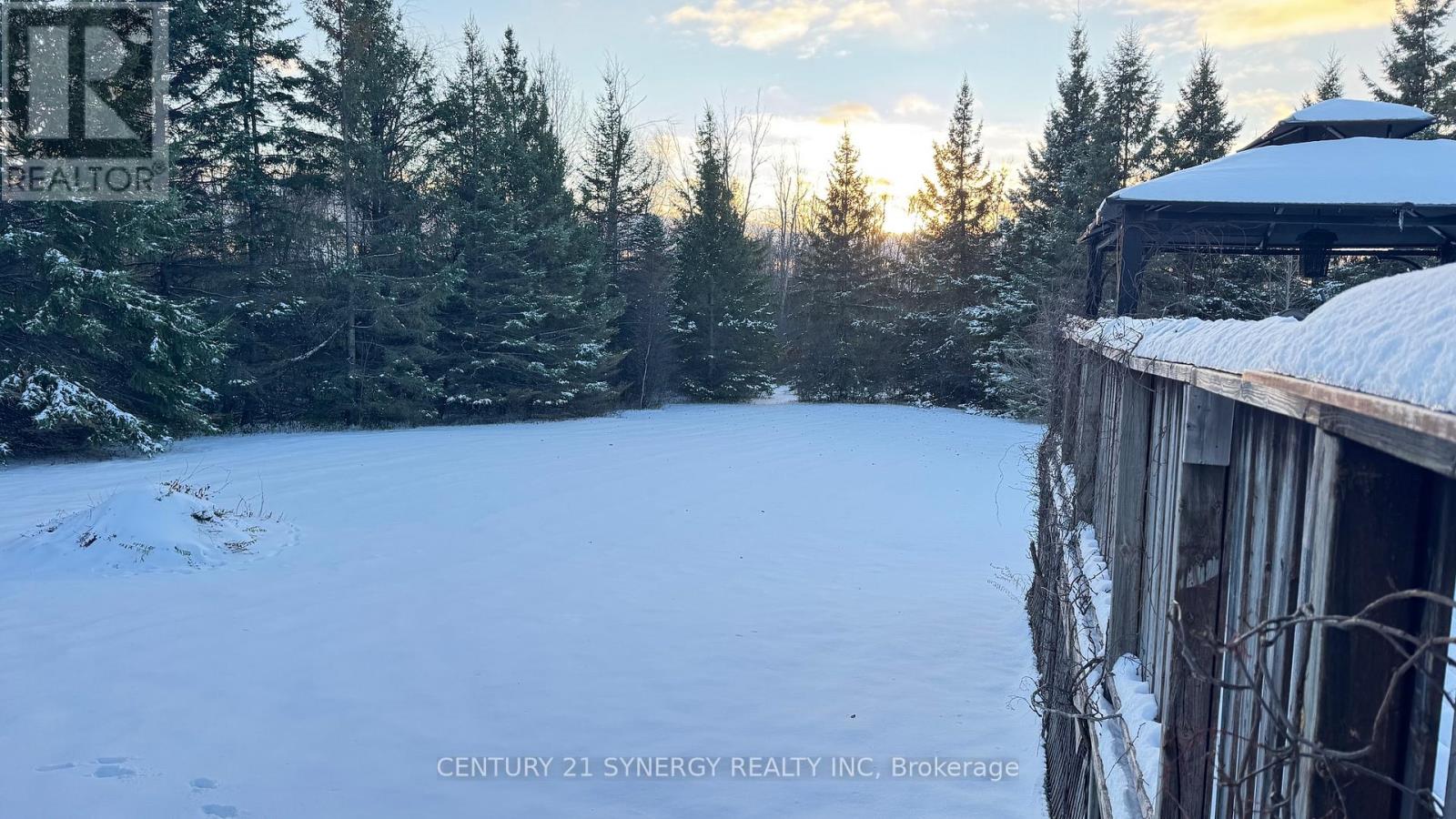 3042 Dangerfield Road W