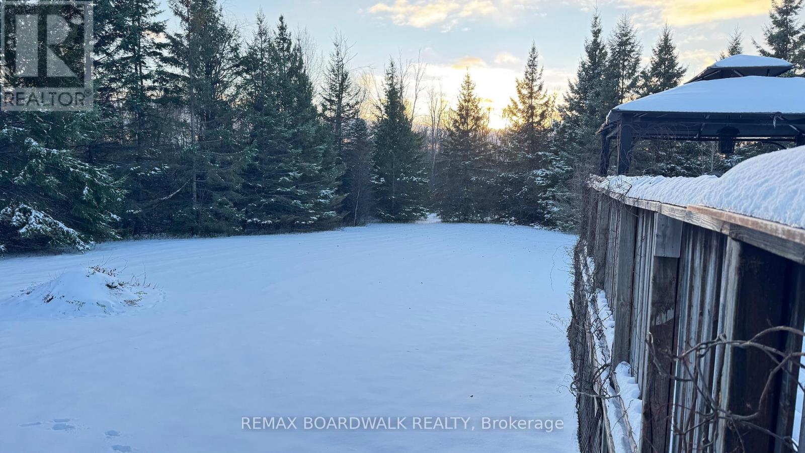 3042 Dangerfield Road W