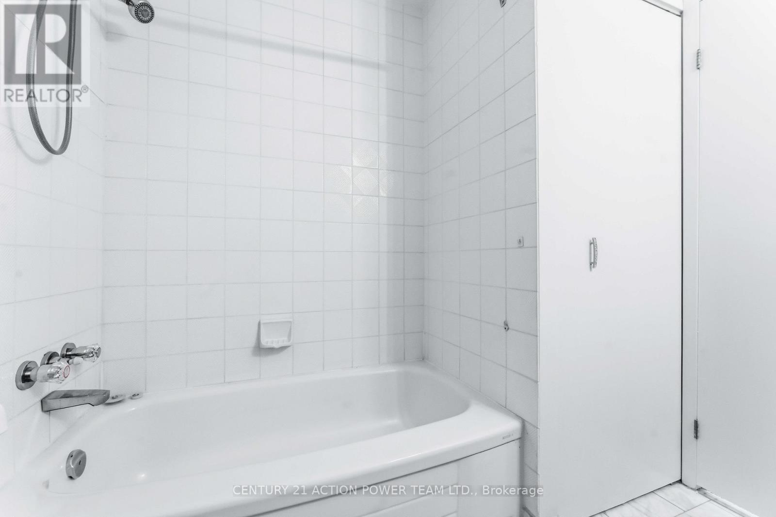 1103 - 1025 Grenon Avenue