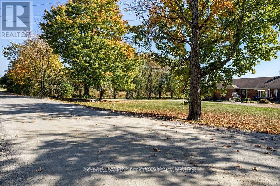 741 Drummond Con 12c Road