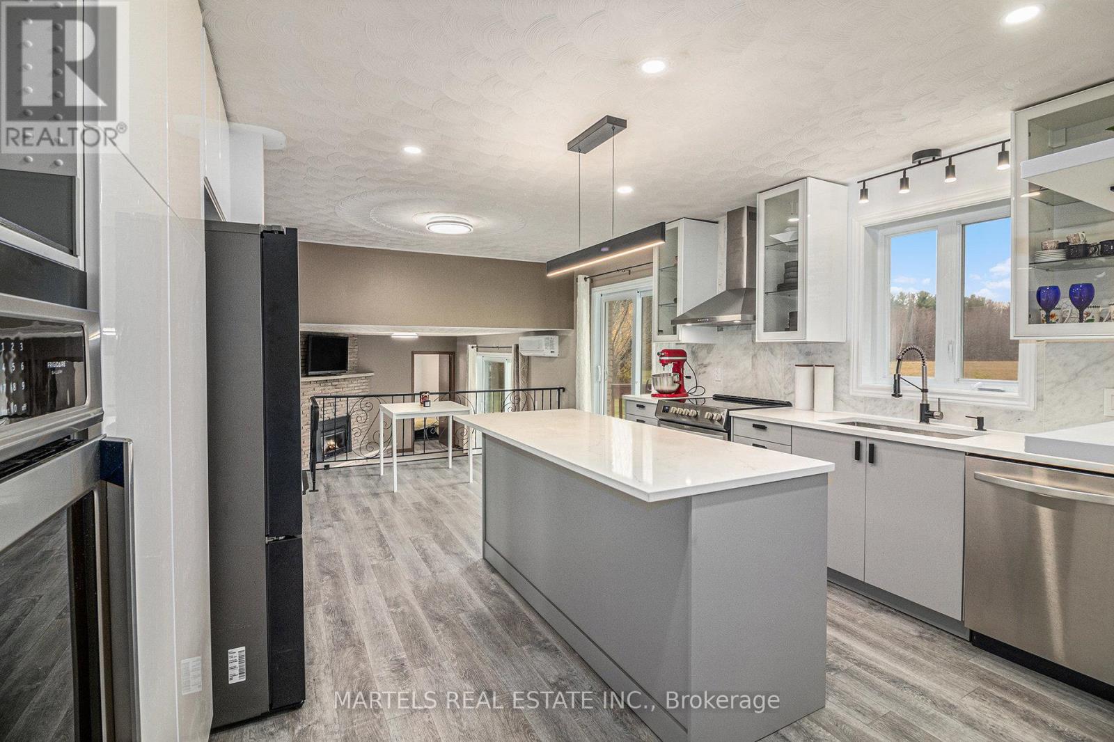 844 Principale Street